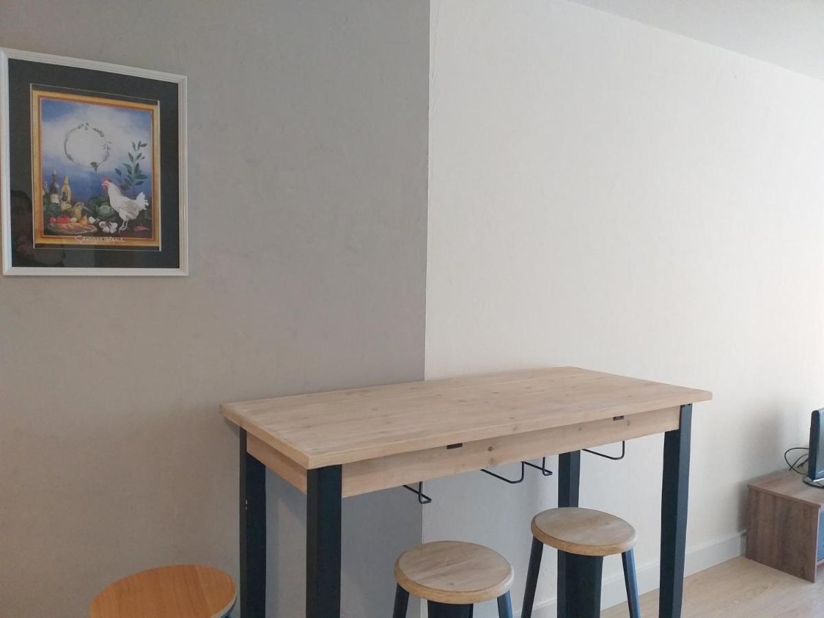 Le Savoie Appartement 2 Chambres 3 Couchages ,Balcon Et Parking Prive Bellegarde-sur-Valserine Exterior photo